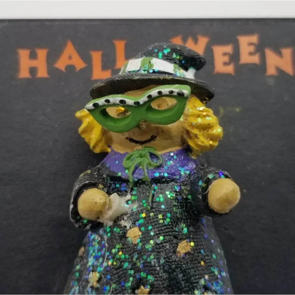 Vintage funky witch‎ brooch